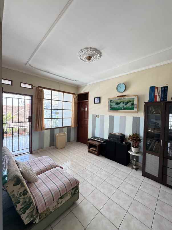 dijual rumah bukit raya pisangan