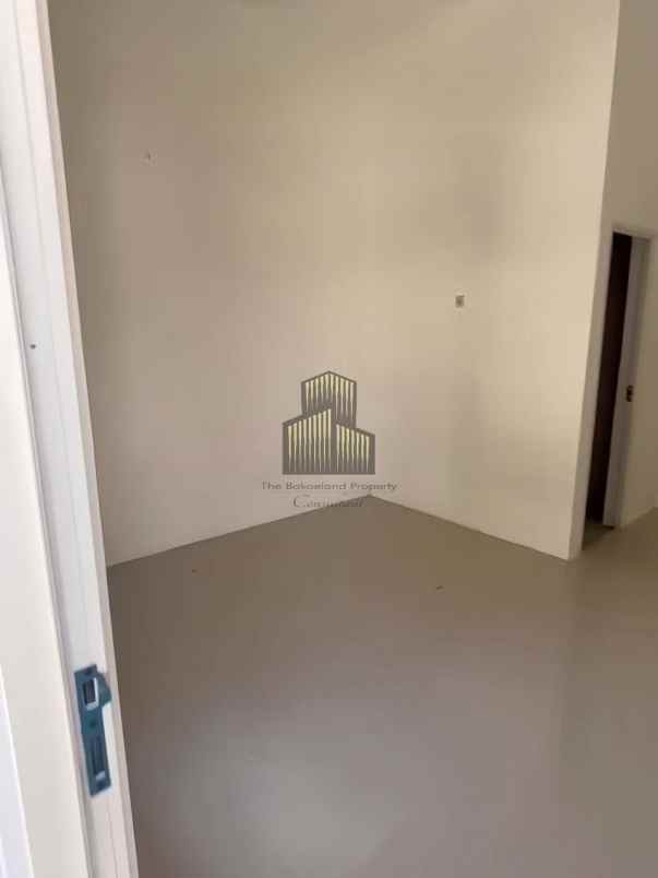 dijual rumah bulusan