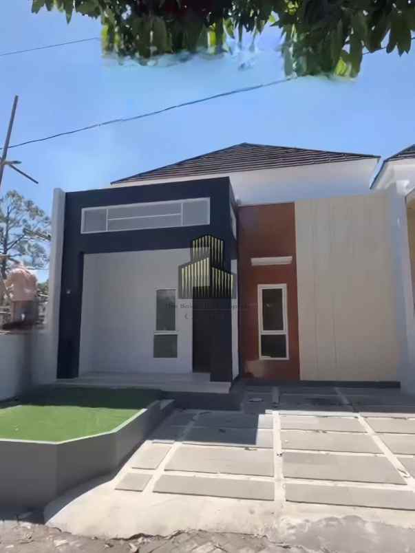 dijual rumah bulusan