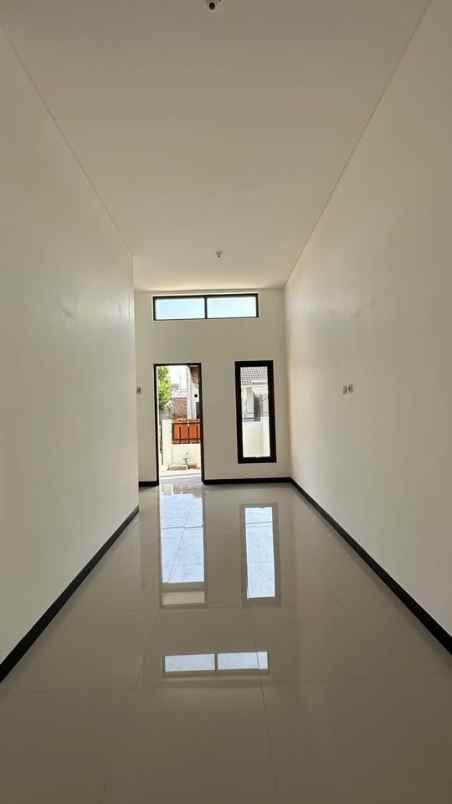 dijual rumah bumi mondoroko raya