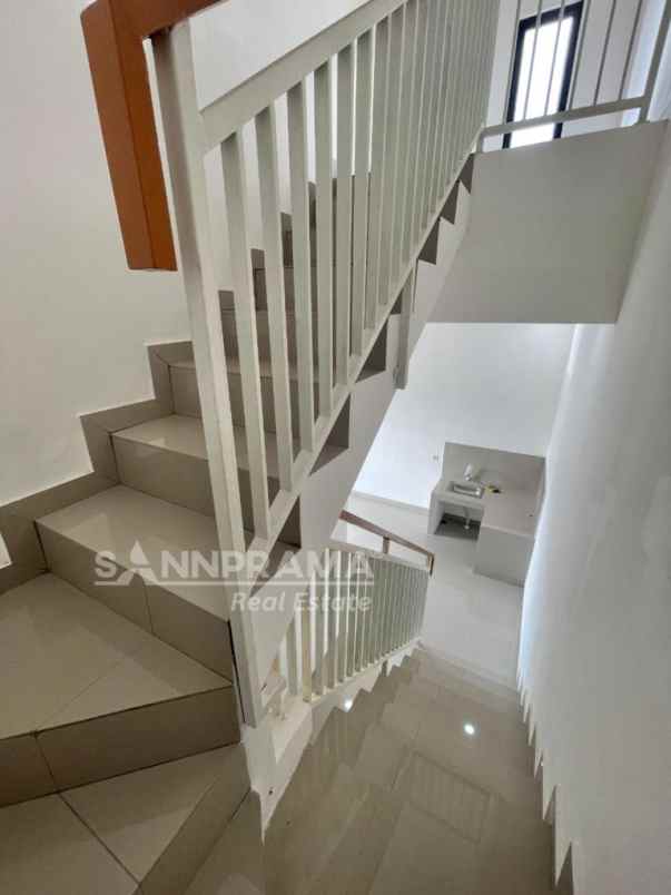 dijual rumah cibinong bogor