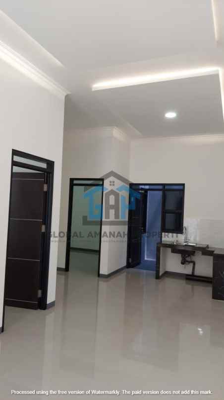 dijual rumah cihanjuang