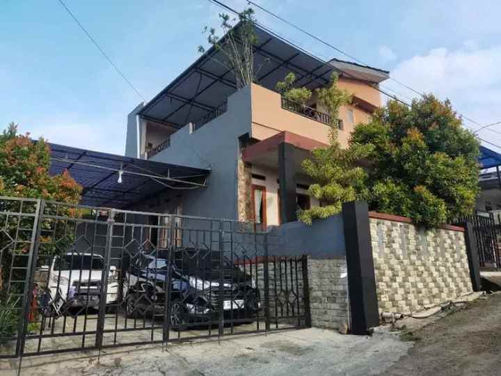 dijual rumah cikadut bandung
