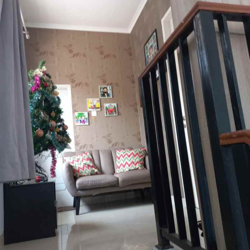 dijual rumah cileungsi