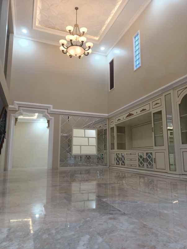 dijual rumah cipete