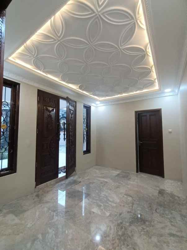 dijual rumah cipete