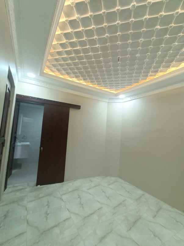 dijual rumah cipete