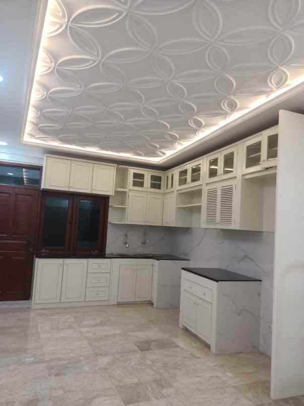 dijual rumah cipete