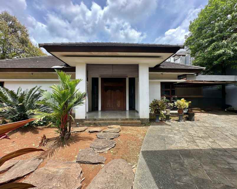 dijual rumah ciputat