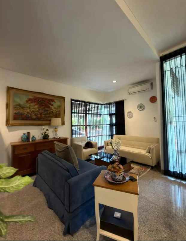 dijual rumah ciputat