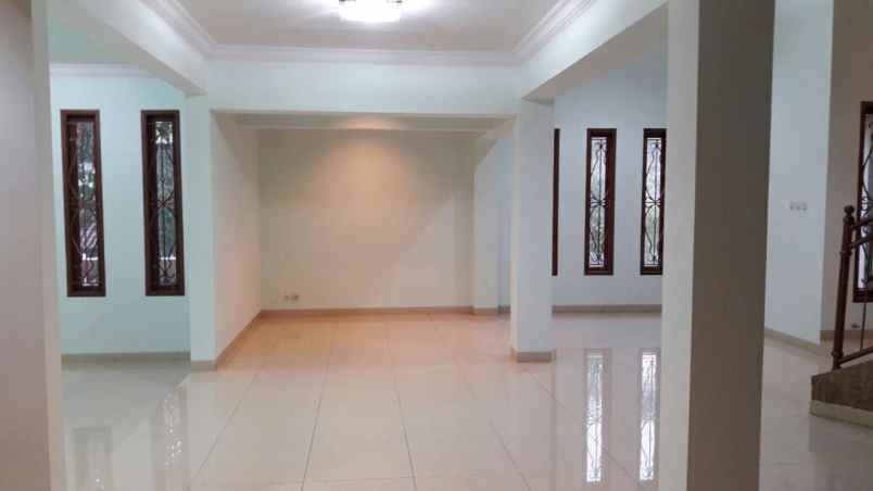dijual rumah citra gran jl alternatif