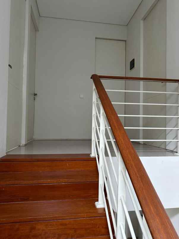 dijual rumah citraland the greenlake