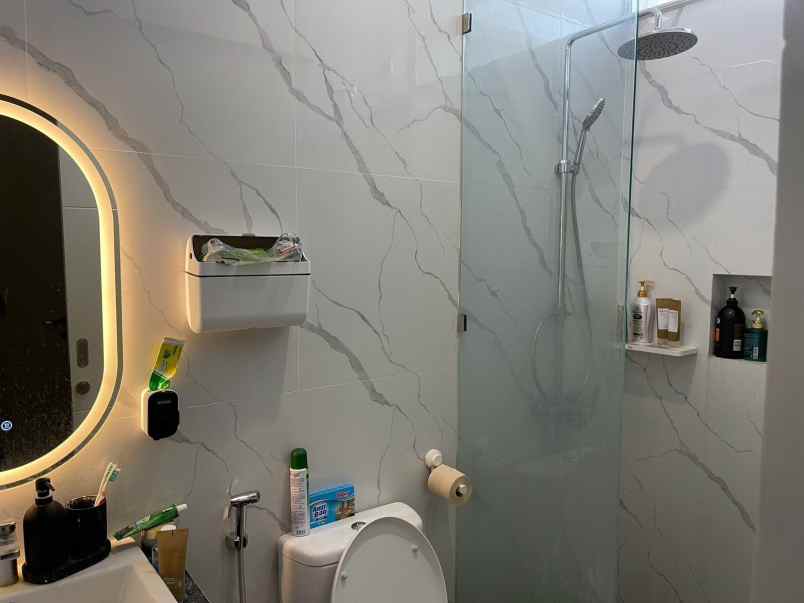 dijual rumah citraland the greenlake