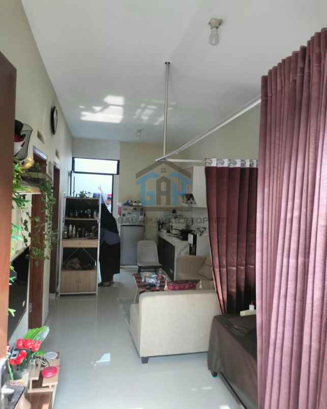 dijual rumah ciwaruga atas lingkungan sejuk dekat upi
