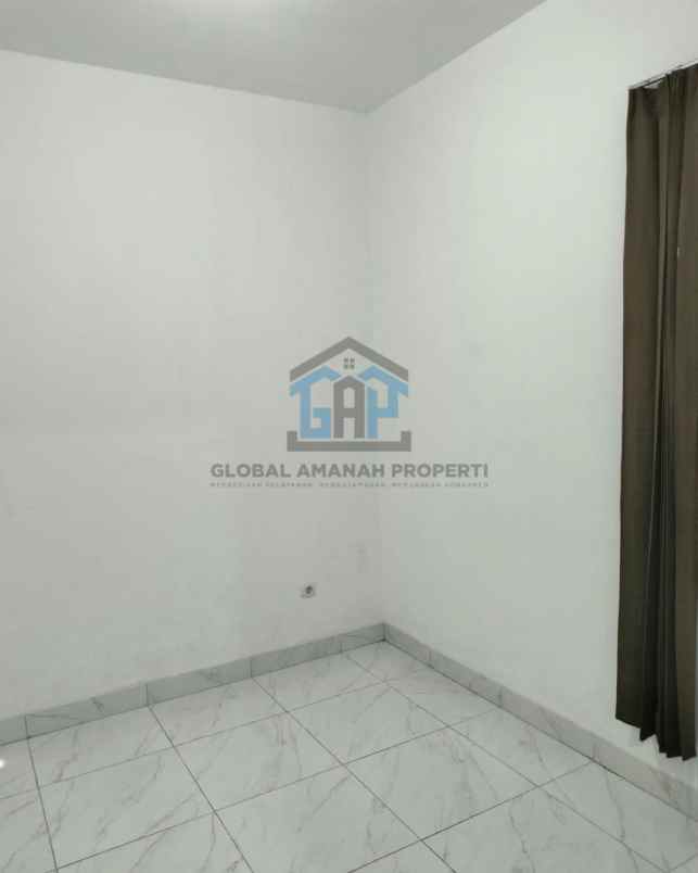 dijual rumah ciwaruga atas lingkungan sejuk dekat upi