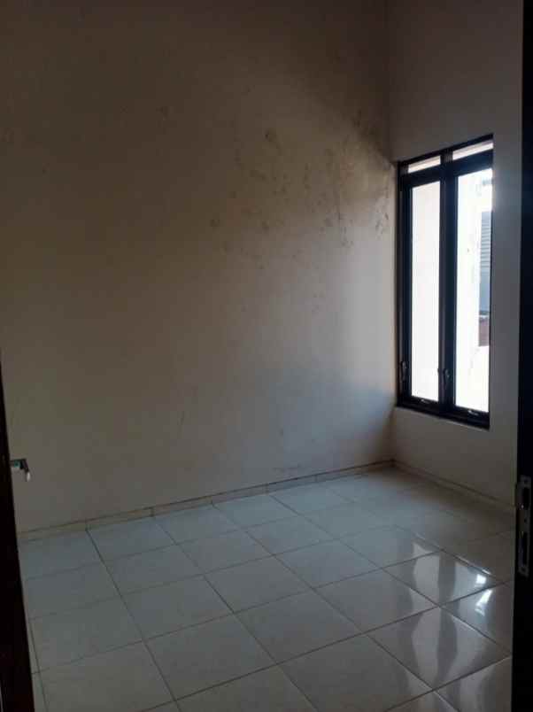 dijual rumah cluster 650jt siap huni malang kota