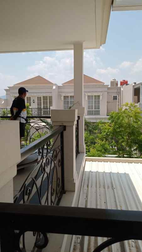 dijual rumah cluster anapuri podomoro