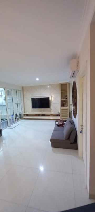 dijual rumah cluster anapuri podomoro