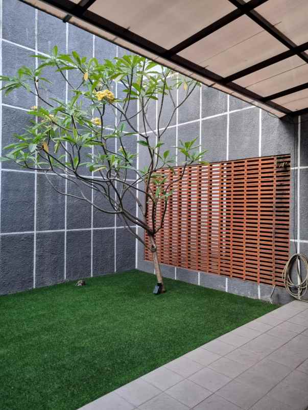 dijual rumah cluster asia tropis hi