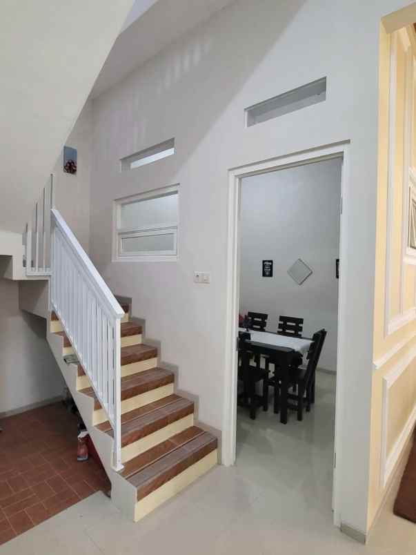 dijual rumah cluster bandara pakis malang