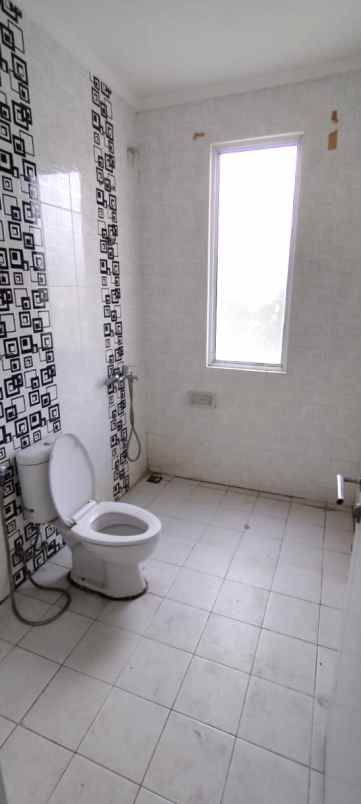 dijual rumah cluster la seine jgc