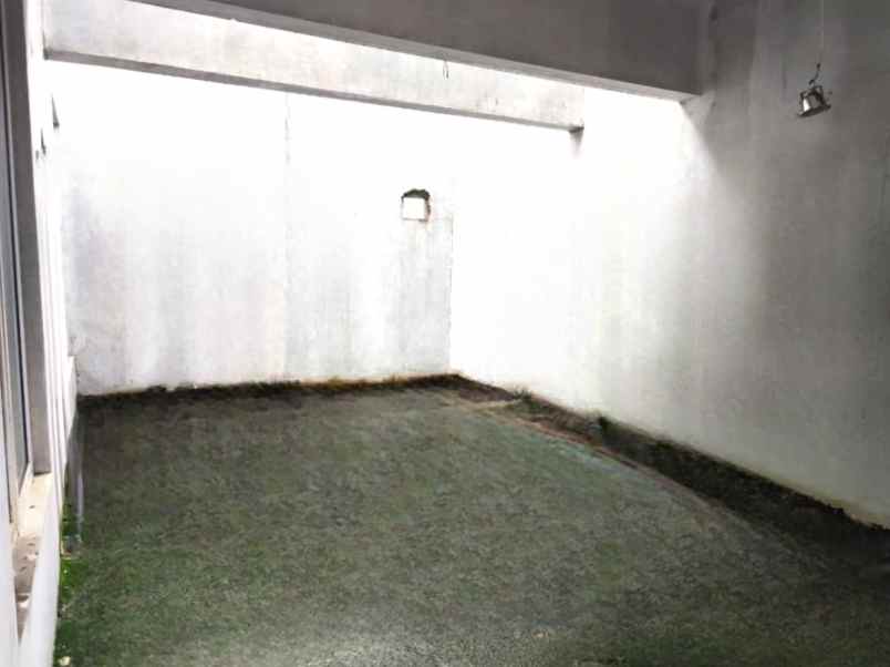 dijual rumah cluster la seine jgc