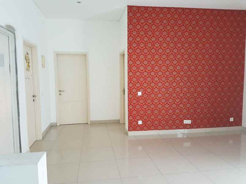 dijual rumah cluster lantana jgc