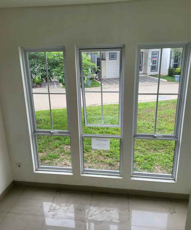 dijual rumah cluster monaco jababeka