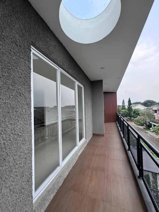 dijual rumah cluster onyx alam sutera