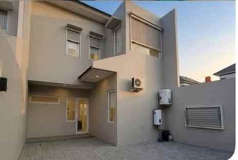 dijual rumah cluster water terrace
