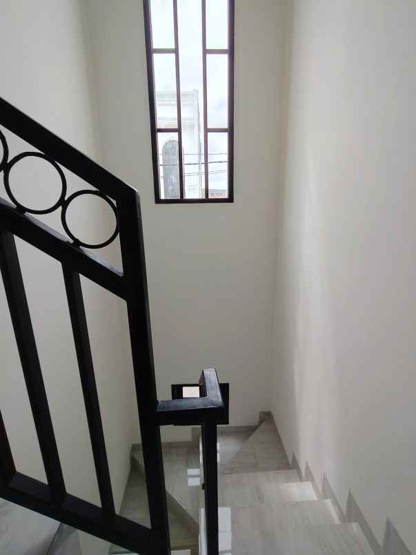 dijual rumah condet jakarta timur