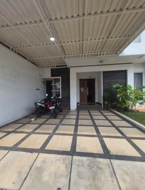 dijual rumah dalam cluster siap huni semi furnished