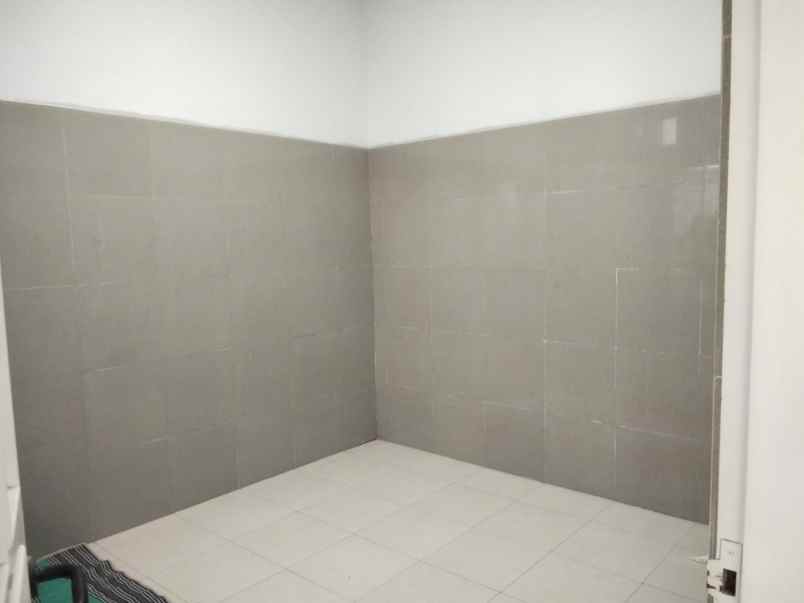 dijual rumah depok sleman