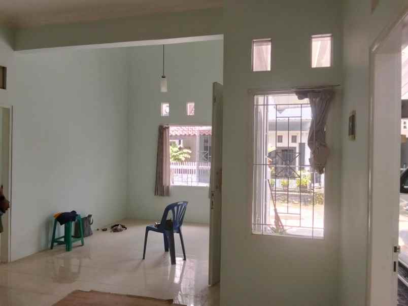 dijual rumah depok sleman