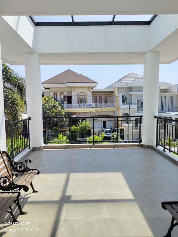 dijual rumah dharmahusada