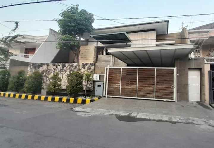 dijual rumah dharmahusada indah barat