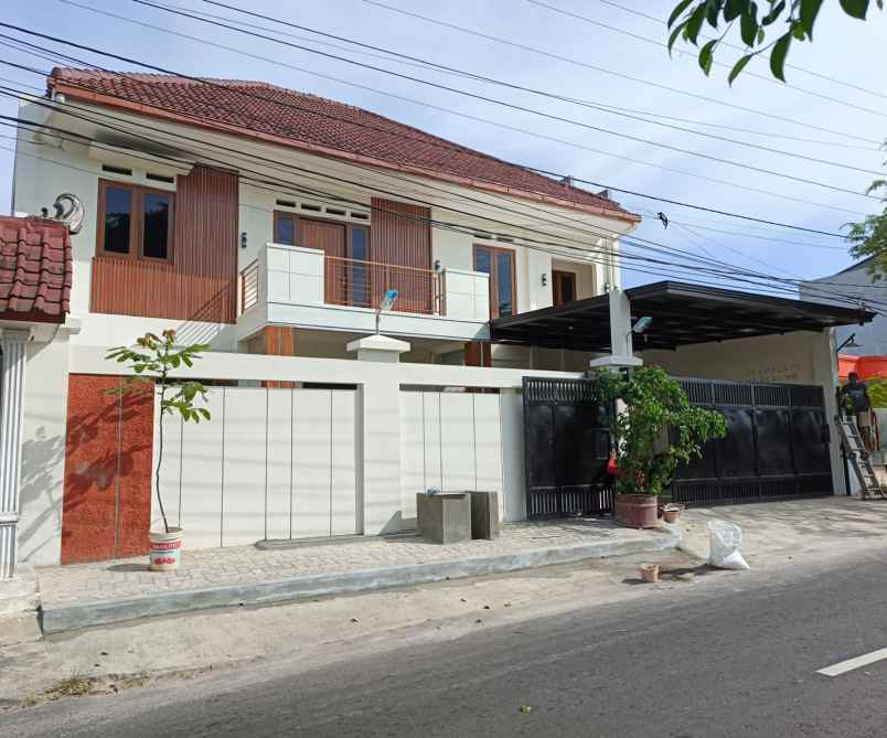 dijual rumah di banyumanik semarang