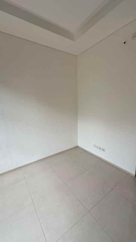 dijual rumah di cluster golden cikeas cibubur