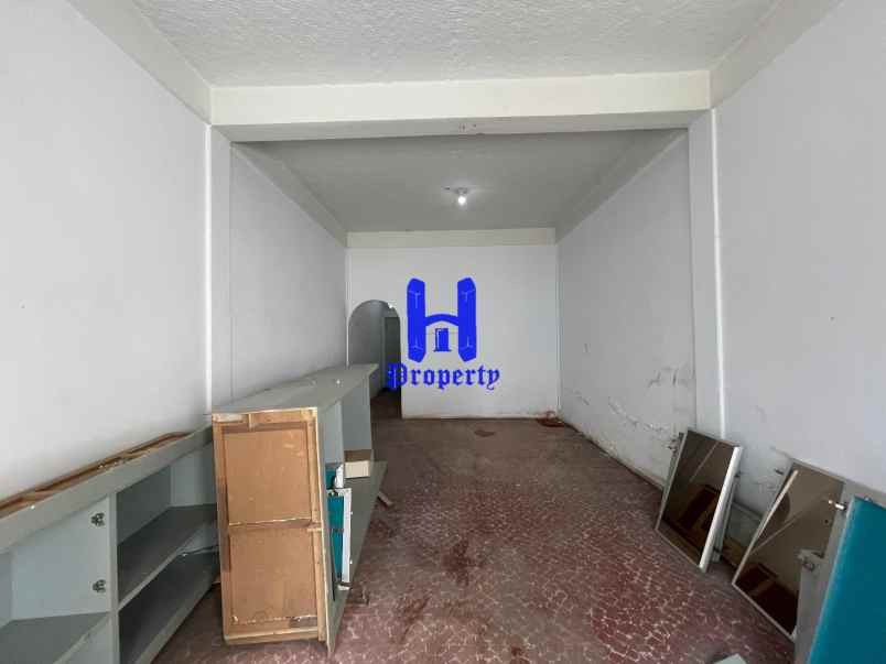 dijual rumah di jalan harimau madong lubis medan