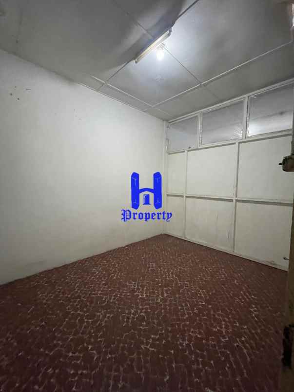 dijual rumah di jalan harimau madong lubis medan