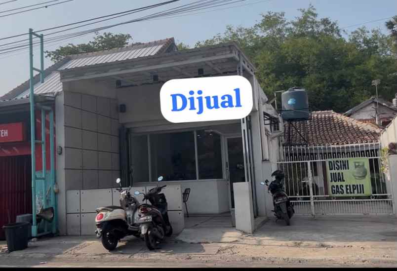 dijual rumah di jalan raya pulasaren kota cirebon