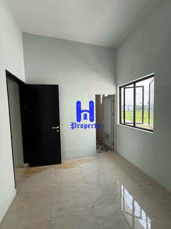 dijual rumah di komplek green park type orchid medan