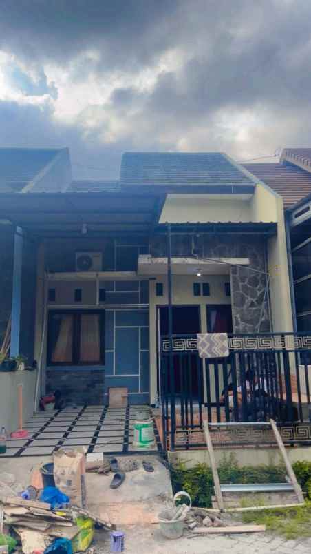 dijual rumah di kpa residence semarang