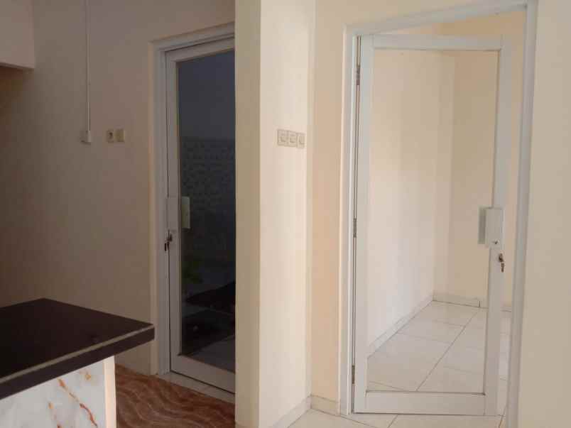 dijual rumah di margosari citarum semarang