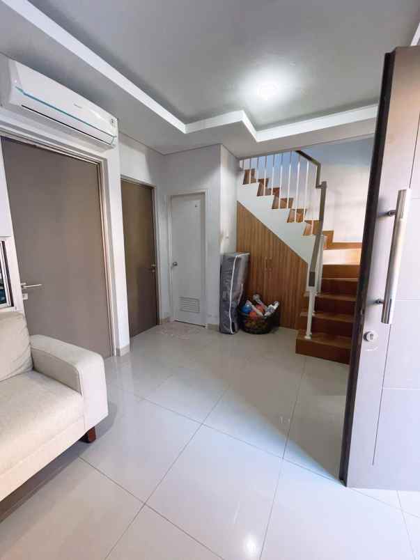 dijual rumah dijual rumah di grand duta