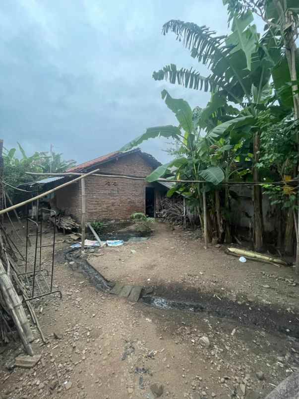 dijual rumah dijual rumah di rt 03 rw