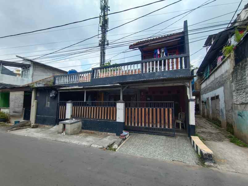 dijual rumah duren sawit