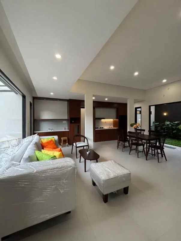 dijual rumah duren sawit jakarta timur