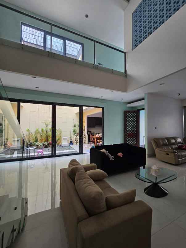 dijual rumah duren sawit jakarta timur