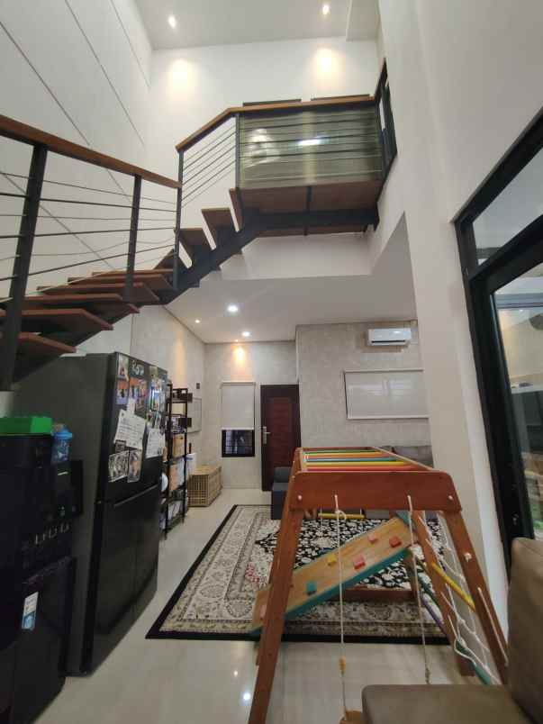 dijual rumah duren sawit jaktim